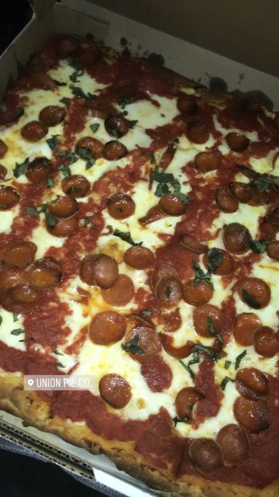 Union Pie | restaurant | 1914 Brownsville Rd, Pittsburgh, PA 15210, USA | 4128841684 OR +1 412-884-1684