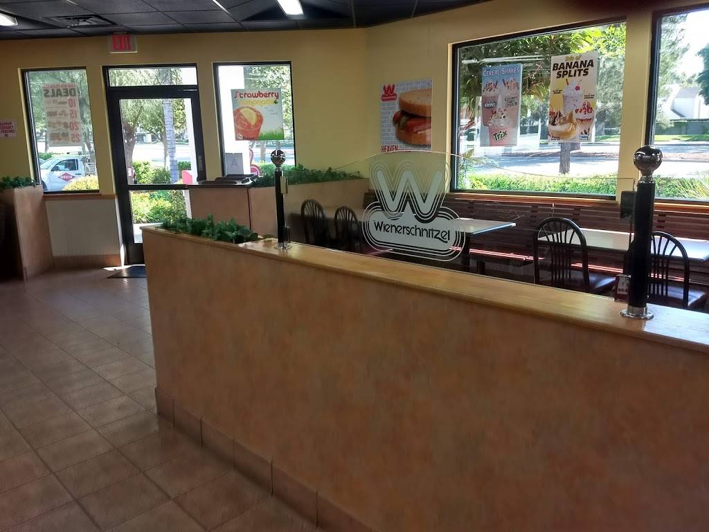 Wienerschnitzel | restaurant | 4394 University Pkwy, San Bernardino, CA 92407, USA | 9094737944 OR +1 909-473-7944