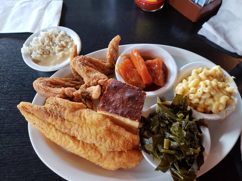 Chicagos Home of Chicken & Waffles | restaurant | 3947 S King Dr, Chicago, IL 60653, USA | 7735363300 OR +1 773-536-3300