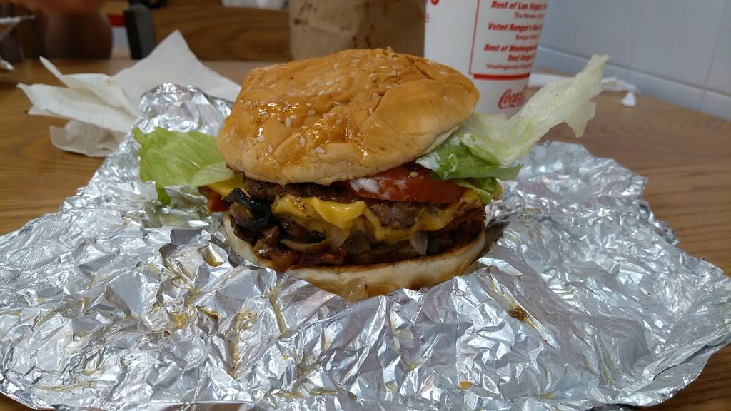 Five Guys | meal takeaway | 1119 Emmet St N, Charlottesville, VA 22905, USA | 4349754897 OR +1 434-975-4897