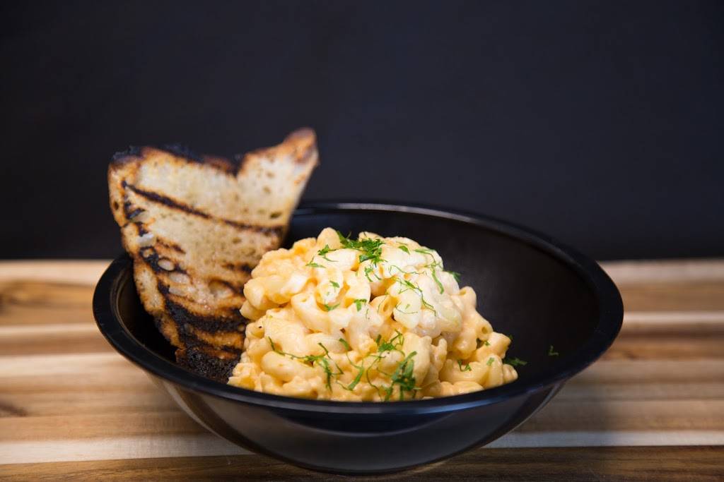 Observatory | restaurant | 1385 Woodroffe Ave A170, Nepean, ON K2G 1V8, Canada | 61372747236017 OR +1 613-727-4723 ext. 6017