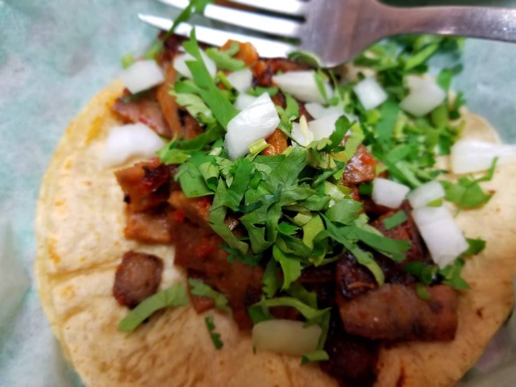 Los Sombreros Taqueria | restaurant | 9370 Ballard Rd, Des Plaines, IL 60016, USA | 8478244646 OR +1 847-824-4646