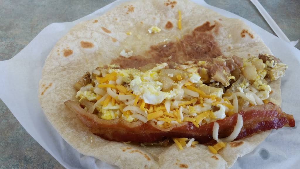 El Gusto Del Pueblo | restaurant | 3714 Broadway Avenue J, Galveston, TX 77550, USA | 4097630410 OR +1 409-763-0410