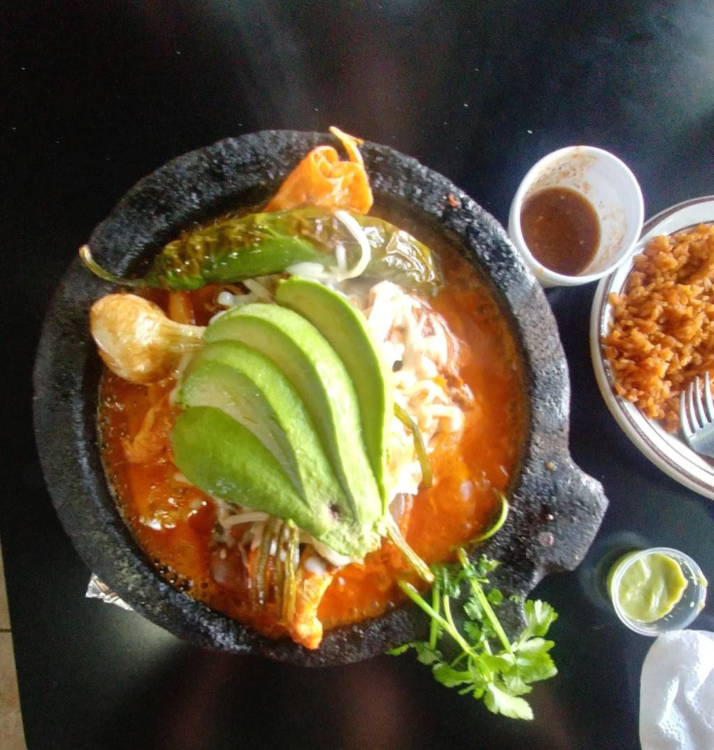 El Maguey Mexican Restaurant | restaurant | 1521 W Olive Ave, Porterville, CA 93257, USA | 5597829075 OR +1 559-782-9075