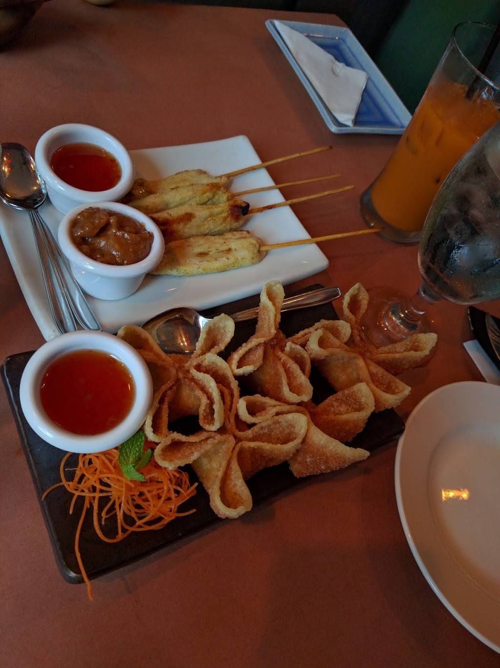 Thai Mint | restaurant | 1438 S Carrollton Ave, New Orleans, LA 70118, USA | 5048629001 OR +1 504-862-9001