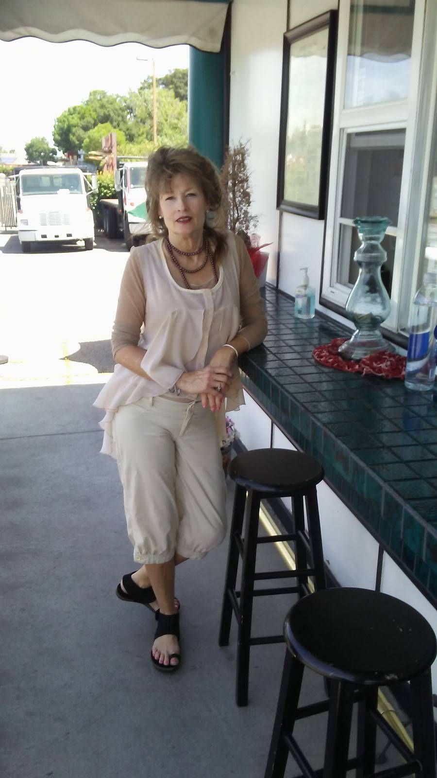 Designer Dogs Shoppe | restaurant | 6630 Brentwood Blvd, Brentwood, CA 94513, USA | 9255169906 OR +1 925-516-9906