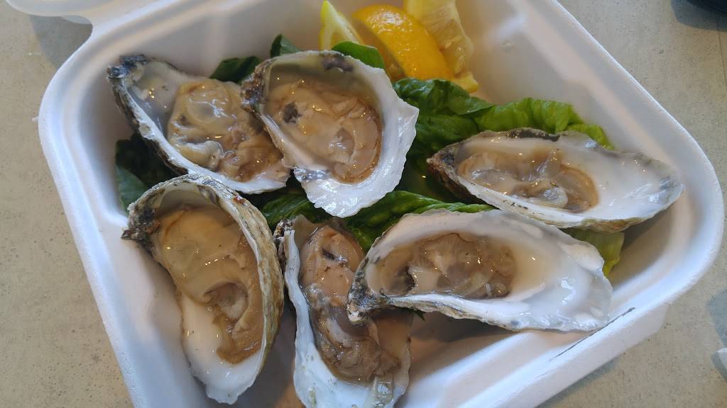 The Dock House | restaurant | 1 Long Wharf, Sag Harbor, NY 11963, USA | 6317257555 OR +1 631-725-7555