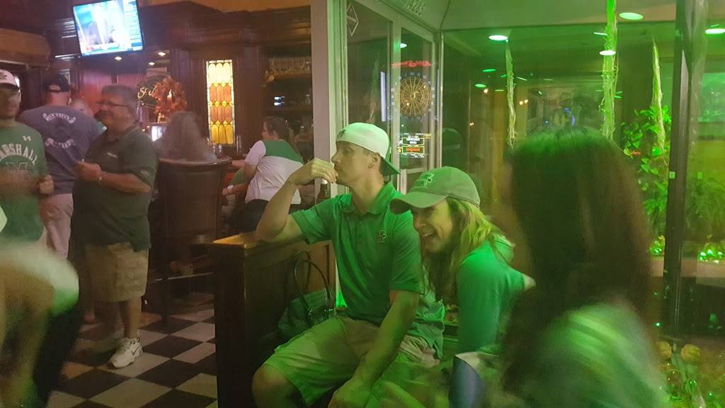 St. Marks Bar | restaurant | 932 4th Ave, Huntington, WV 25701, USA | 3045255040 OR +1 304-525-5040