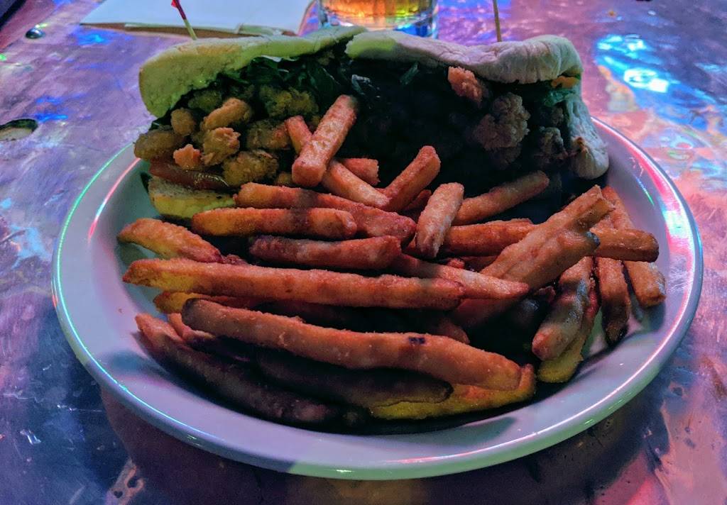 D Cs Sports Bar & Steakhouse | restaurant | 1601 W Laurel Ave, Eunice, LA 70535, USA | 3374577001 OR +1 337-457-7001