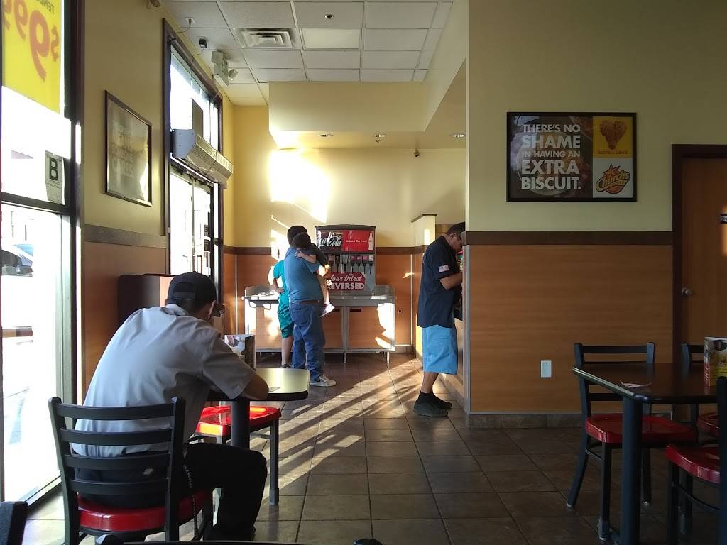 Churchs Chicken | restaurant | 10118 San Fernando Rd, Pacoima, CA 91331, USA | 8188975500 OR +1 818-897-5500