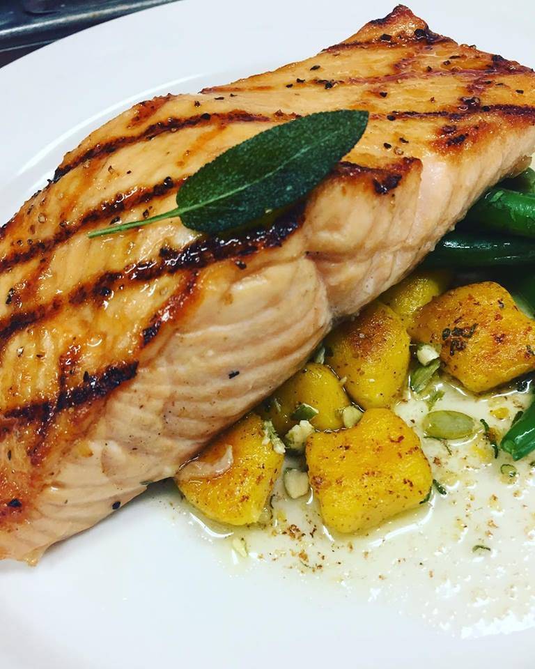 Torch Riviera | restaurant | 12899 Cherry Ave, Rapid City, MI 49676, USA | 2313224100 OR +1 231-322-4100