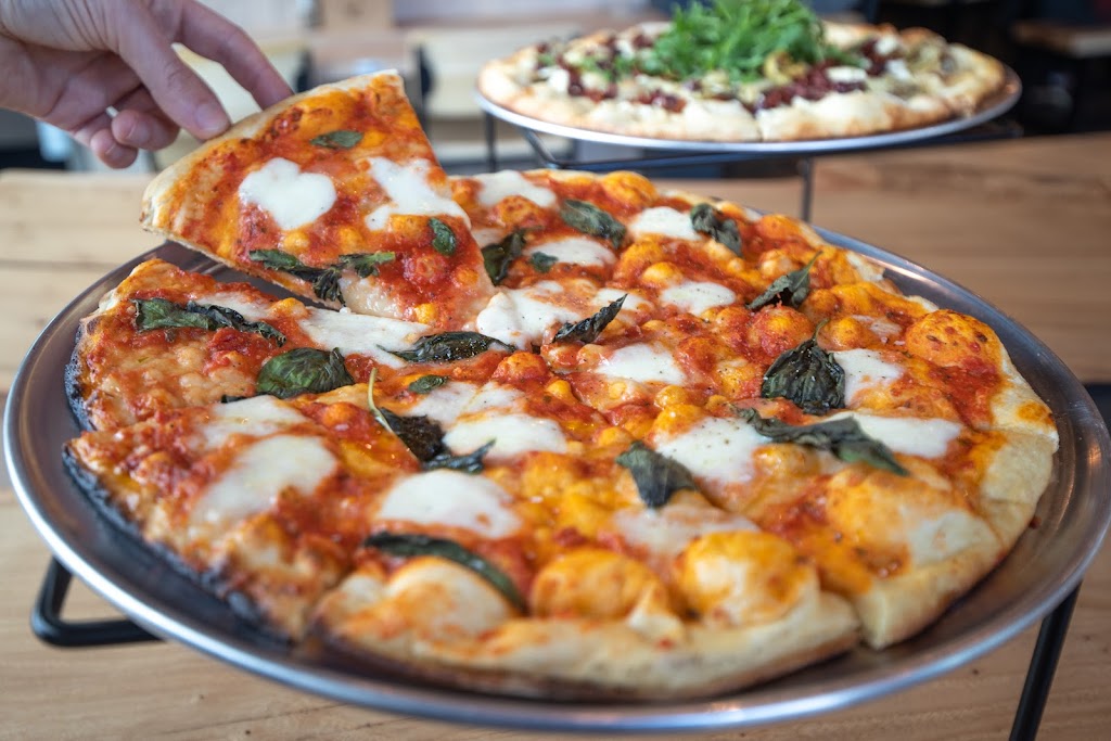 Sunriver Brewing Co. - Eastside Pub | restaurant | 1500 NE Cushing Dr, Bend, OR 97701, USA | 5416398081 OR +1 541-639-8081