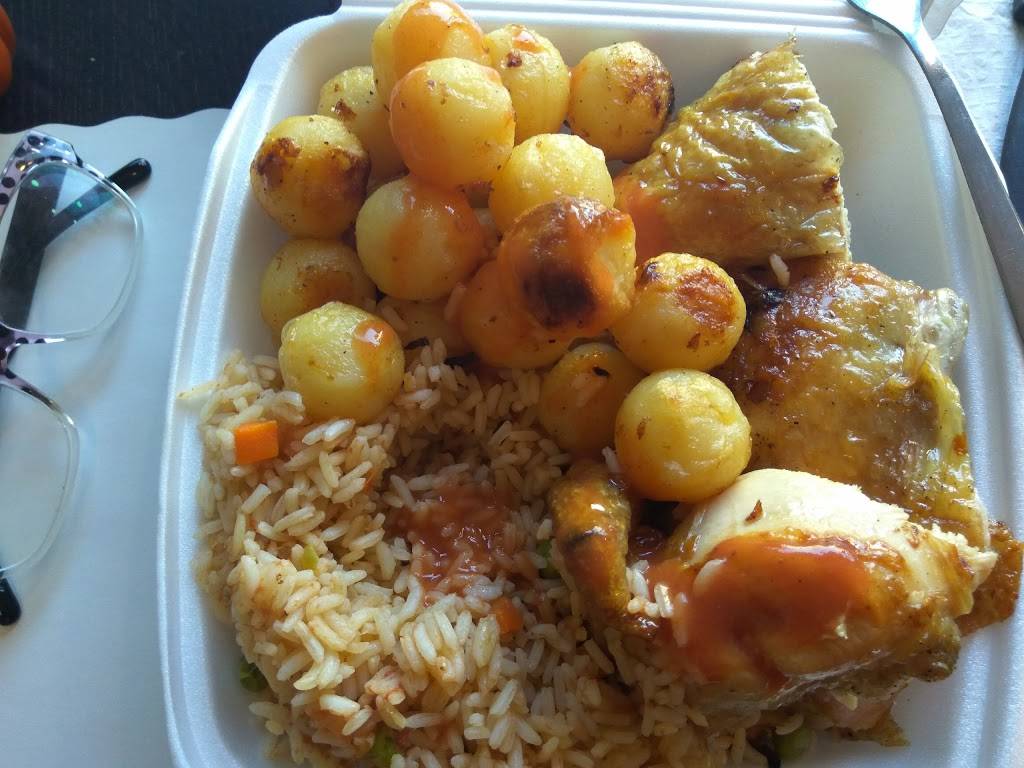 St Matthews BBQ Chicken | restaurant | 527 Rogers Rd, York, ON M6M 1B4, Canada | 4166584126 OR +1 416-658-4126