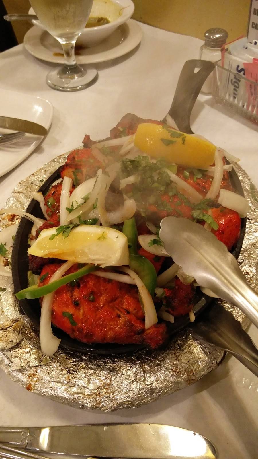 saffron | restaurant | 29200 Orchard Lake Rd, Farmington Hills, MI 48334, USA | 2486262982 OR +1 248-626-2982