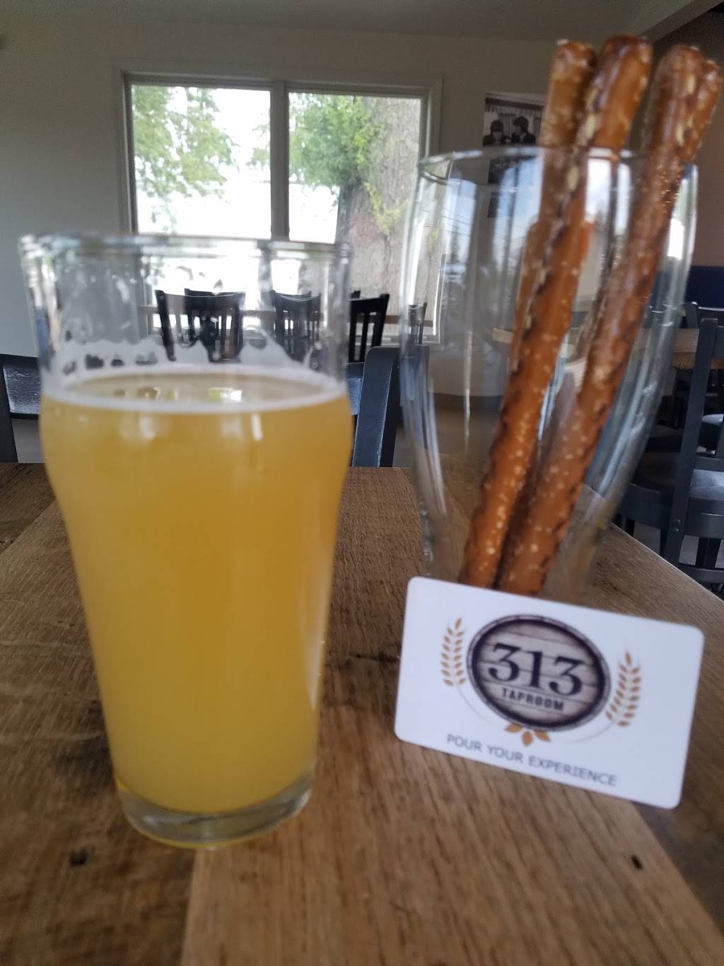 313 Taproom | restaurant | 313 Ridge Rd, Munster, IN 46321, USA | 2195139004 OR +1 219-513-9004