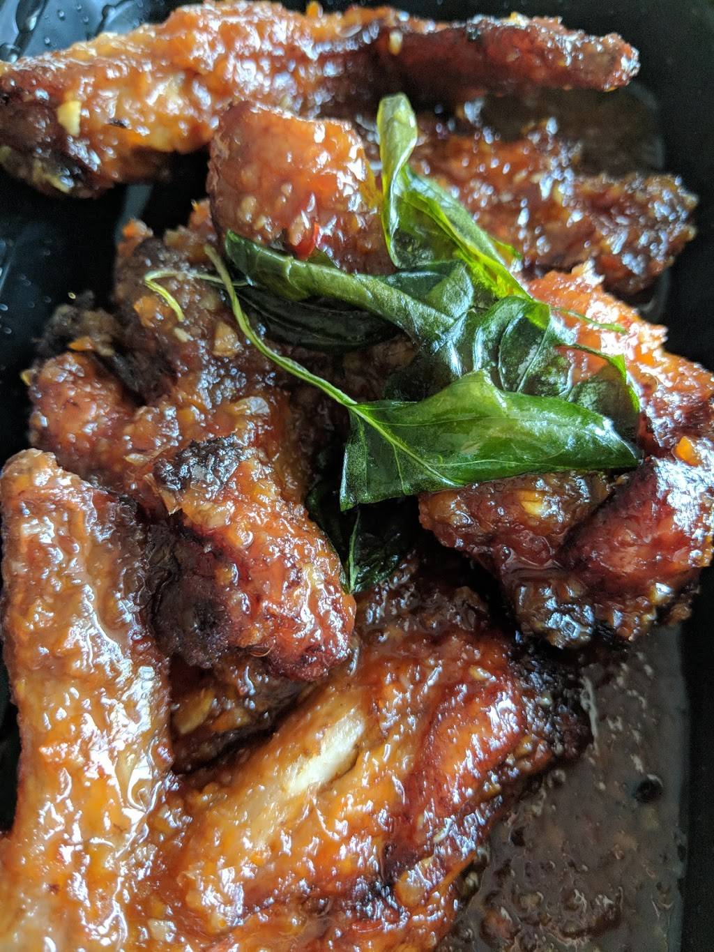 Delish Thai, Takeout/delivery/Catering | meal takeaway | 936 Detroit Ave, Concord, CA 94518, USA | 9252749559 OR +1 925-274-9559