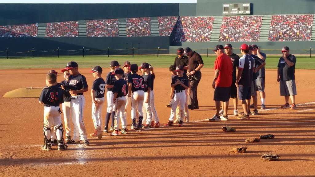 Cactus Yards | restaurant | 4536 E Elliot Rd, Gilbert, AZ 85234, USA | 4805036640 OR +1 480-503-6640