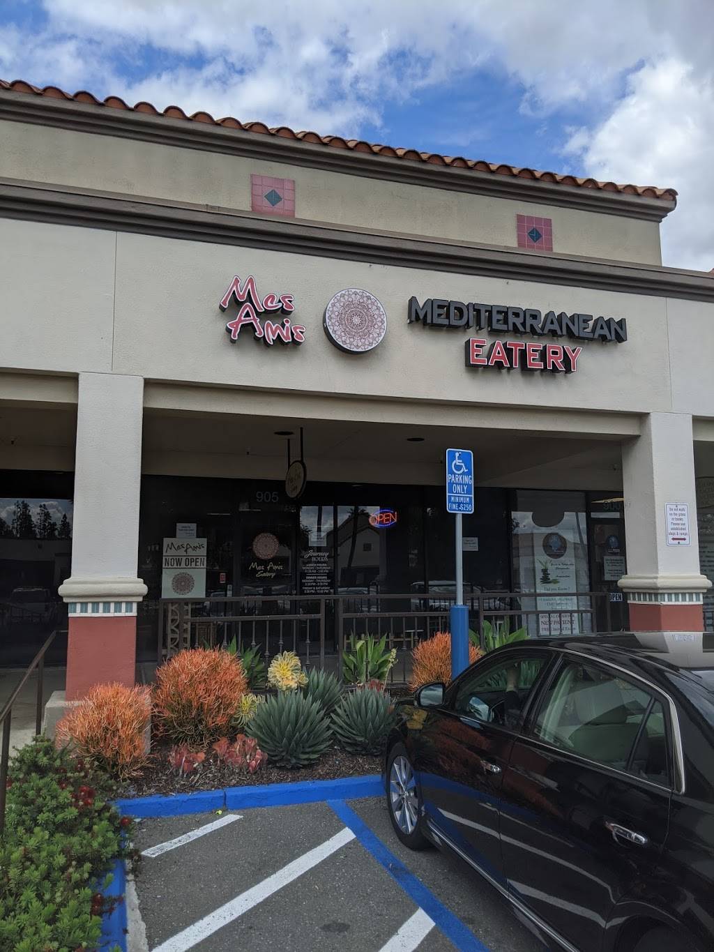 Mes Amis Eatery | restaurant | 4200 Chino Hills Pkwy suite #905, Chino Hills, CA 91709, USA | 9096966000 OR +1 909-696-6000