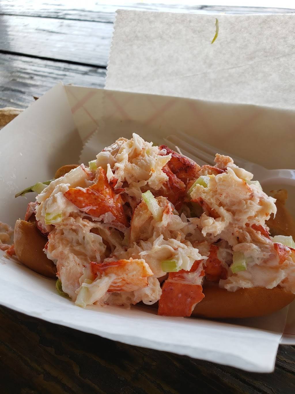 Kalmus Beach Snack Bar | meal takeaway | 670 Ocean St, Hyannis, MA 02601, USA | 5087780777 OR +1 508-778-0777