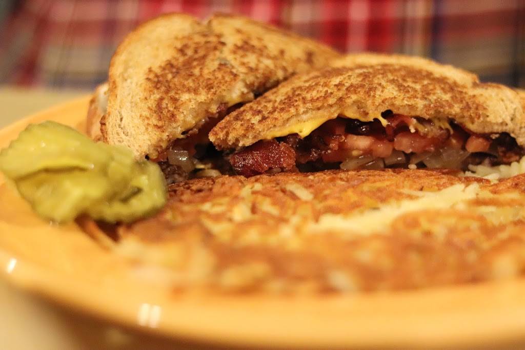 Amys Country Cafe | cafe | 420 Main St, Sandstone, MN 55072, USA | 3202452481 OR +1 320-245-2481