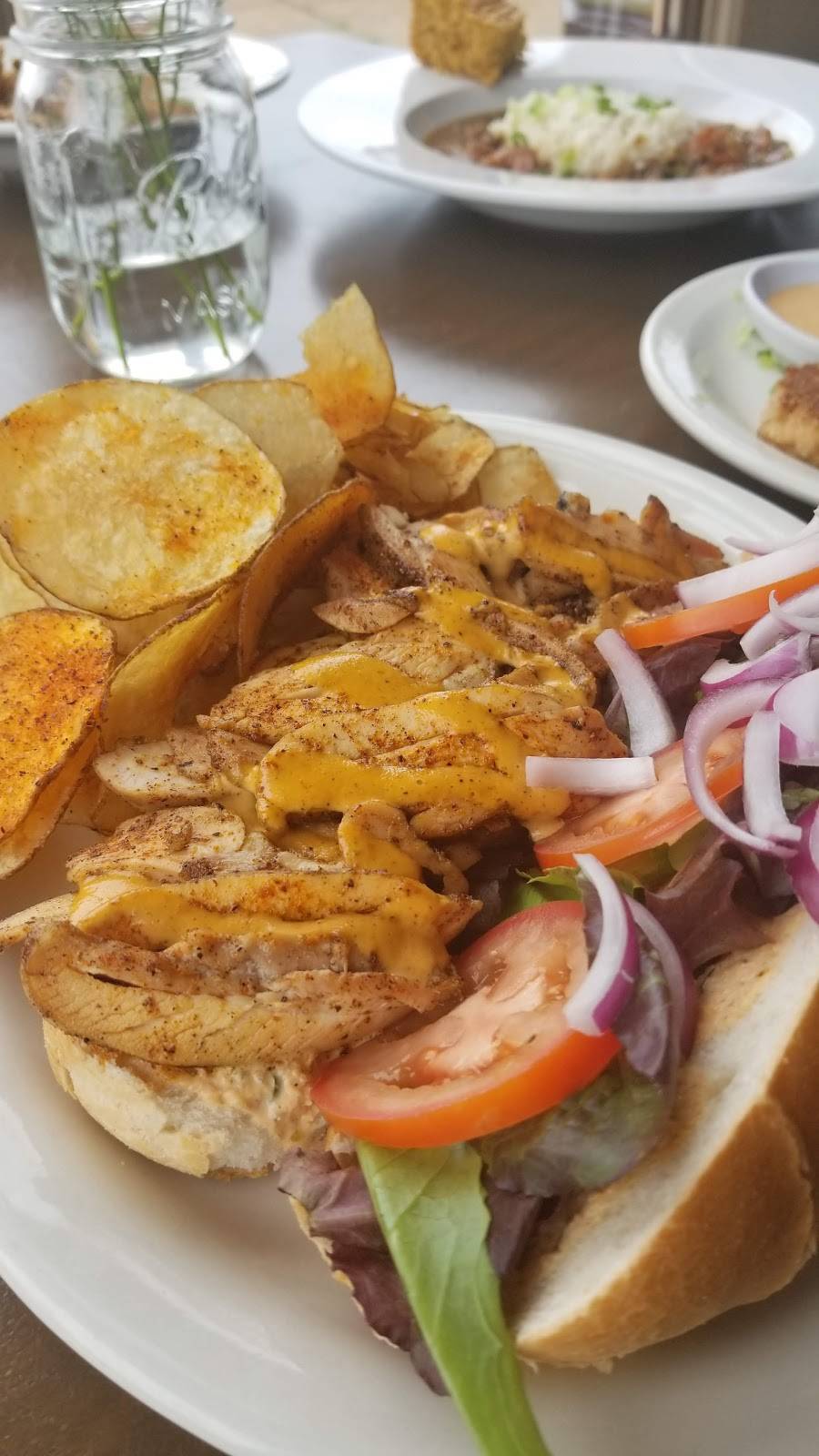 Sister Cities Cajun | restaurant | 3550 S Broadway, St. Louis, MO 63118, USA | 3144050447 OR +1 314-405-0447