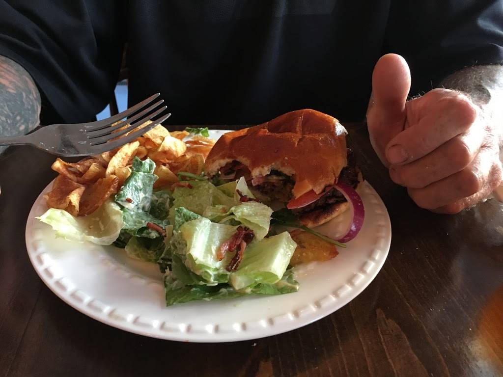 Union Market Square | restaurant | 599 Arkell Rd, Arkell, ON N0B, Canada | 5197670024 OR +1 519-767-0024