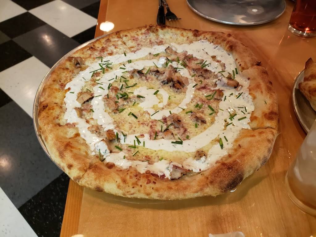 Sidewall Pizza | restaurant | 2615 Woodruff Rd, Simpsonville, SC 29681, USA | 8642633195 OR +1 864-263-3195