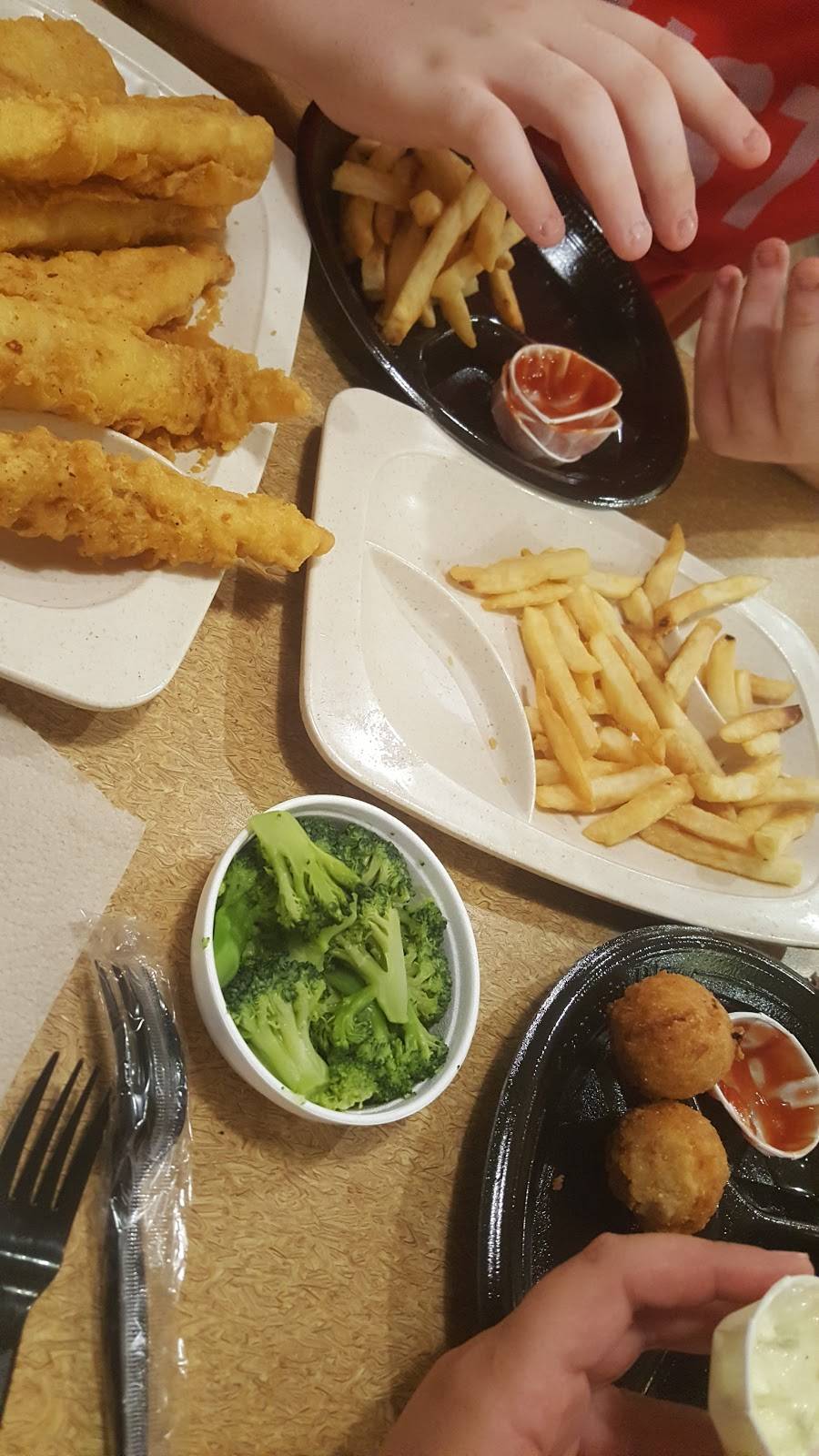 Captain Ds | restaurant | 760 Skyland Blvd, Tuscaloosa, AL 35405, USA | 2053494211 OR +1 205-349-4211