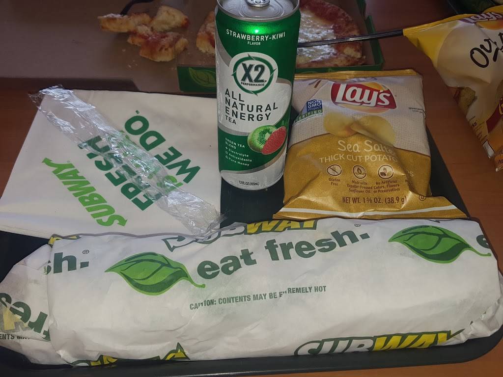 Subway | restaurant | 9630 Coral Way, Miami, FL 33165, USA | 7863605229 OR +1 786-360-5229