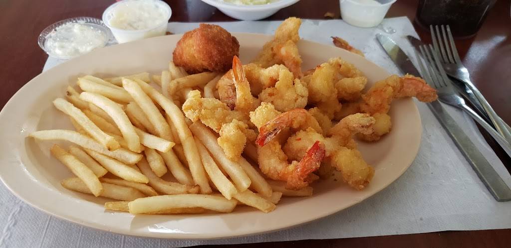 Shrimp R Us More | restaurant | 765 3rd Ave, Welaka, FL 32193, USA | 3864677111 OR +1 386-467-7111
