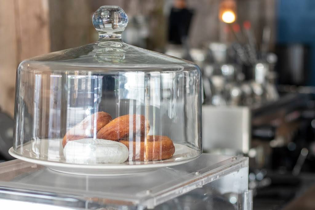 Mels Coffee House | bakery | 236 S Main St, Seymour, WI 54165, USA | 9205044144 OR +1 920-504-4144