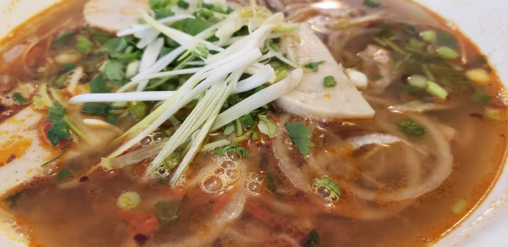 Pho & Beyond | restaurant | 47 Easton Rd, Willow Grove, PA 19090, USA | 2156593464 OR +1 215-659-3464