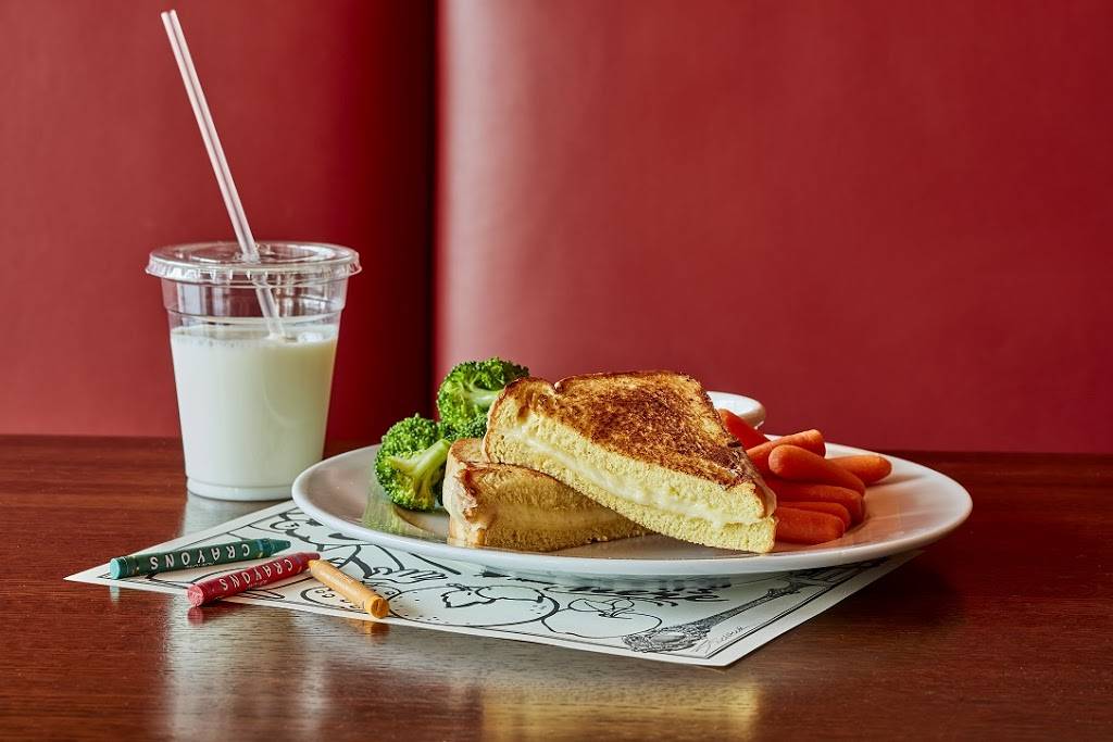 Iron Hill Brewery and Restaurant | restaurant | 741 Haywood Rd, Greenville, SC 29607, USA | 8645687009 OR +1 864-568-7009