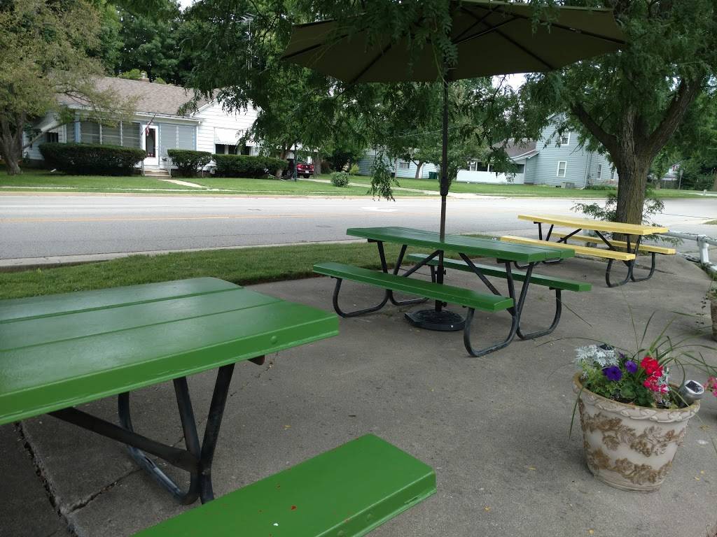 Burrito Fiesta | restaurant | 205 W South St, Plano, IL 60545, USA | 6302732310 OR +1 630-273-2310