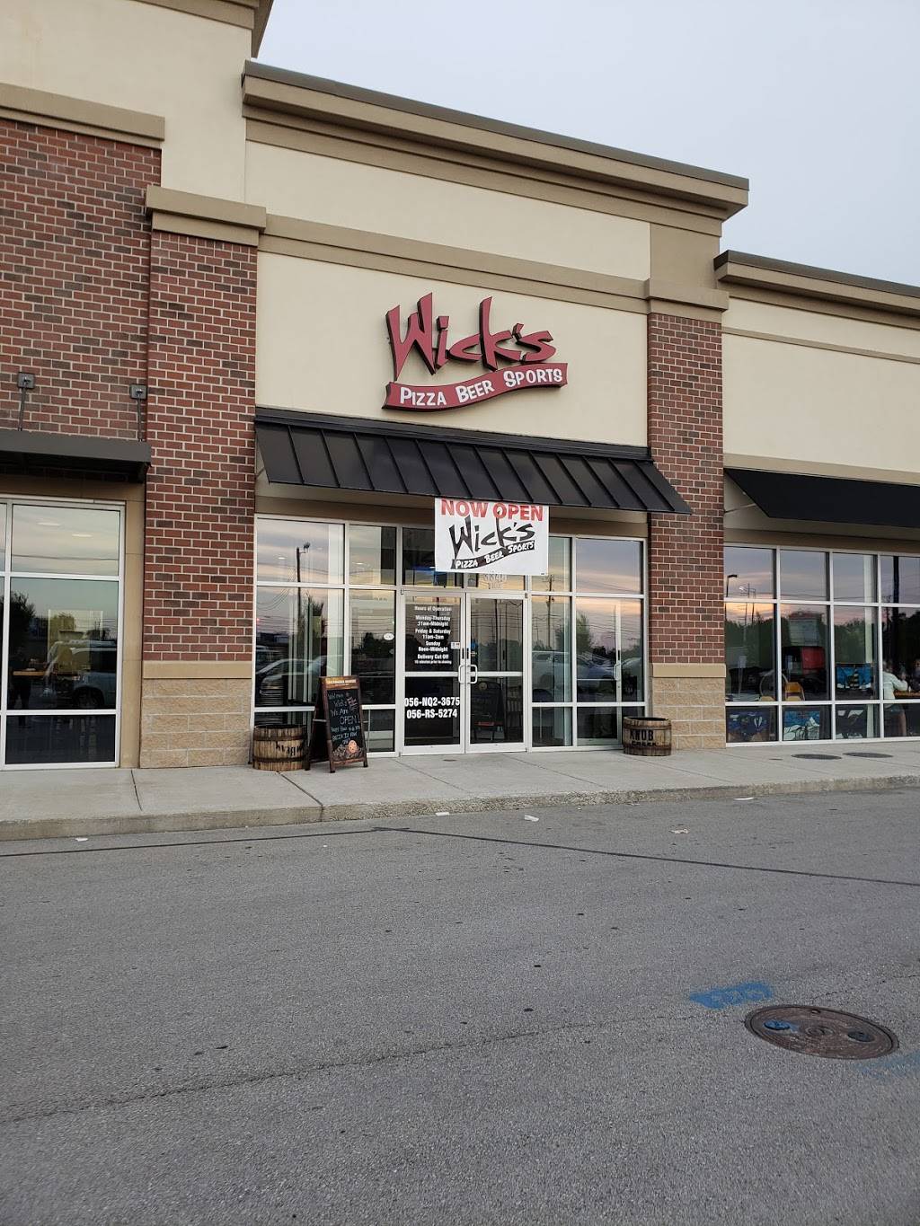 Wicks Pizza Hikes Point | restaurant | 3348 Hikes Ln #103, Louisville, KY 40220, USA | 5029075542 OR +1 502-907-5542