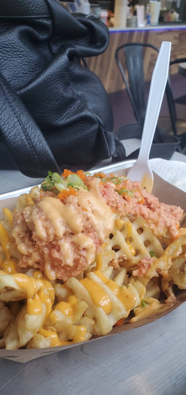 YUM SUSHI BURRITO & POKE | restaurant | 45 Asheland Ave, Asheville, NC 28801, USA | 8285052277 OR +1 828-505-2277