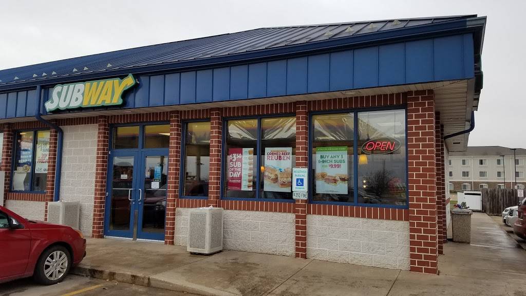 Subway | restaurant | 101 Comfort Dr, Jacksonville, IL 62650, USA | 2172436600 OR +1 217-243-6600