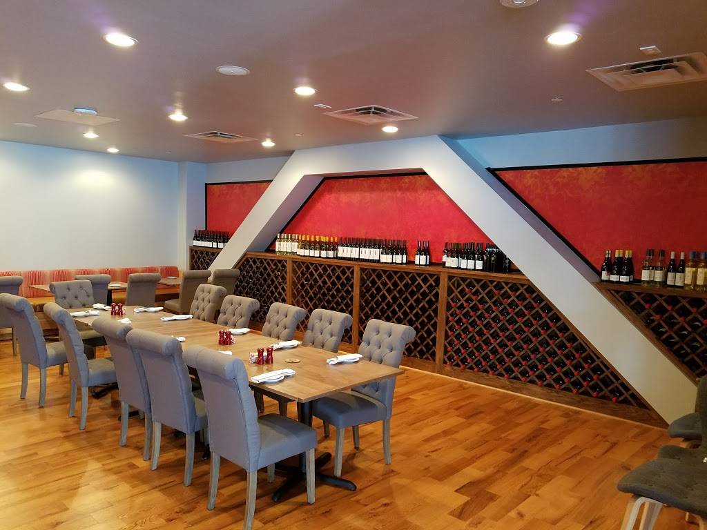 Mia Bella Trattoria | restaurant | 3773 Richmond Ave Suite 1A, Houston, TX 77046, USA | 7133937340 OR +1 713-393-7340