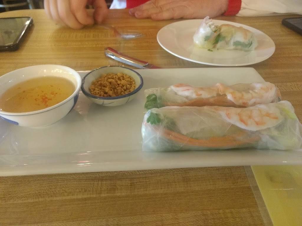 Lao Kitchen | restaurant | 1137 Broadway, Rockford, IL 61104, USA | 7797743043 OR +1 779-774-3043