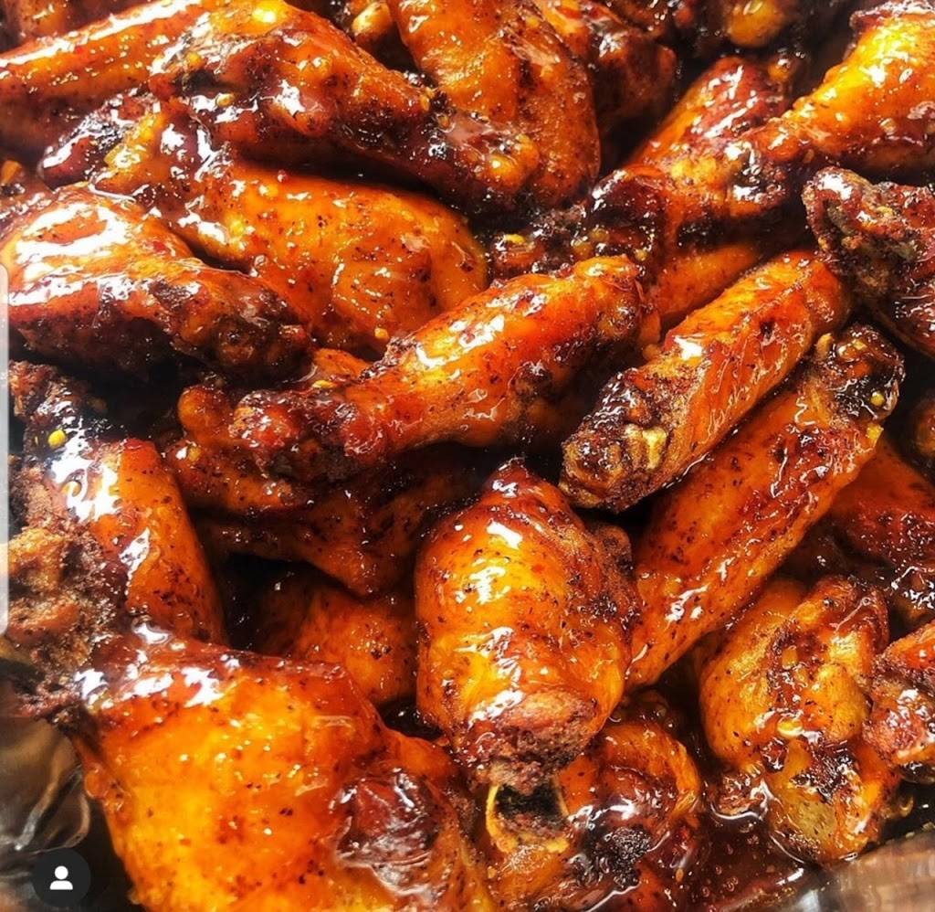 The King of Wings | restaurant | 1019 W Pine St, Orlando, FL 32805, USA | 4079845748 OR +1 407-984-5748