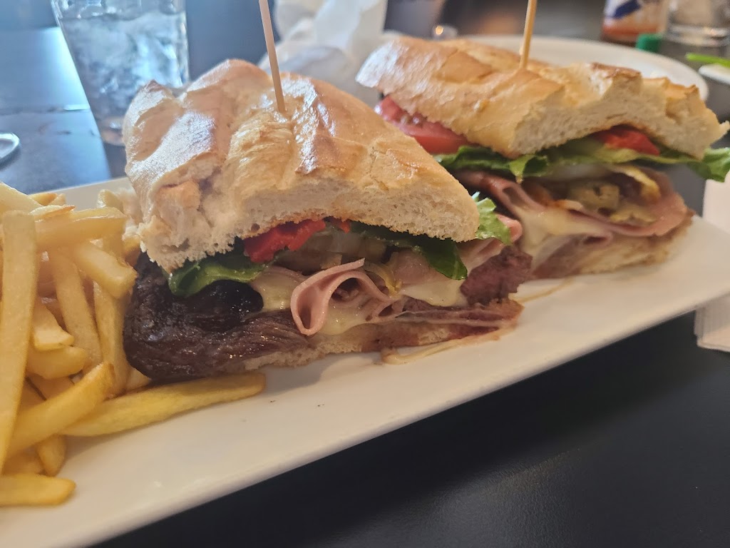 Renzos | restaurant | 3644 W Kennedy Blvd, Tampa, FL 33609, USA | 8138703606 OR +1 813-870-3606