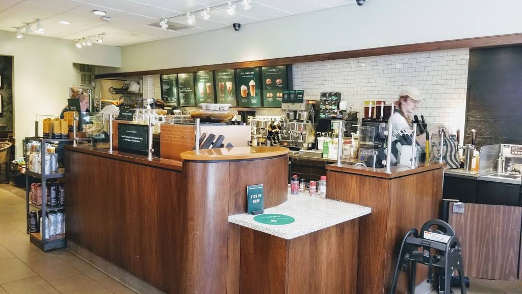 Starbucks | cafe | 2063 N Clark St, Chicago, IL 60614, USA | 7735256231 OR +1 773-525-6231
