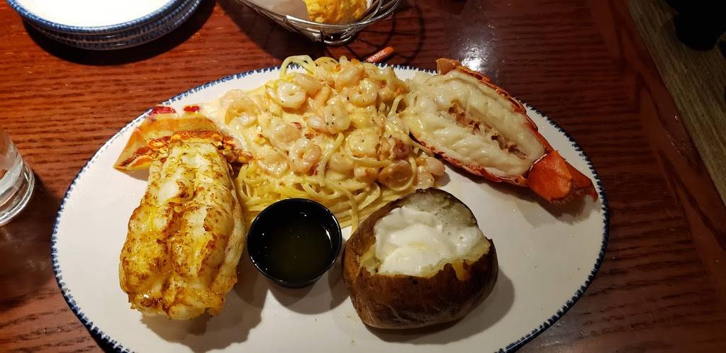 Red Lobster | restaurant | 9500 SW Hwy, Oak Lawn, IL 60453, USA | 7086361019 OR +1 708-636-1019