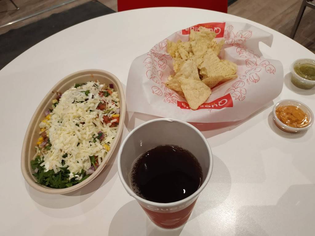 Quesada Burritos & Tacos | restaurant | 3680 Chemin de la Côte-Sainte-Catherine, Montréal, QC H3T 1E1, Canada | 5145643680 OR +1 514-564-3680