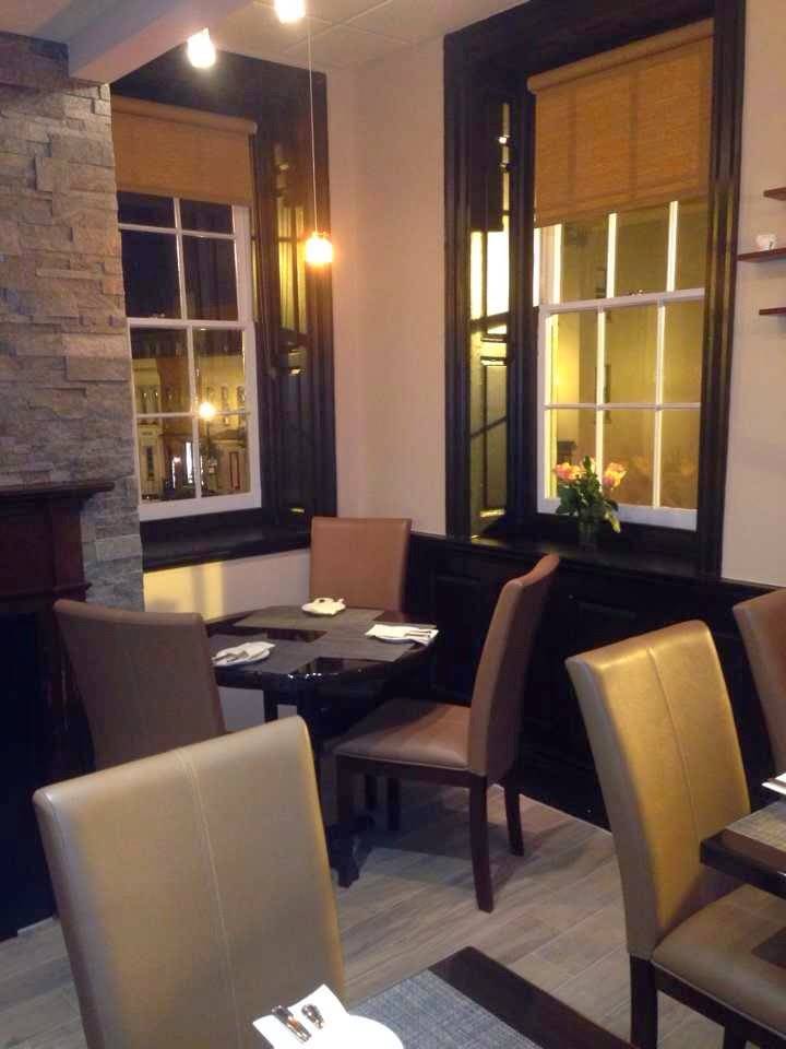 I-Thai Restaurant & Sushi Bar | cafe | 3003 M St NW, Washington, DC 20007, USA | 2025808852 OR +1 202-580-8852