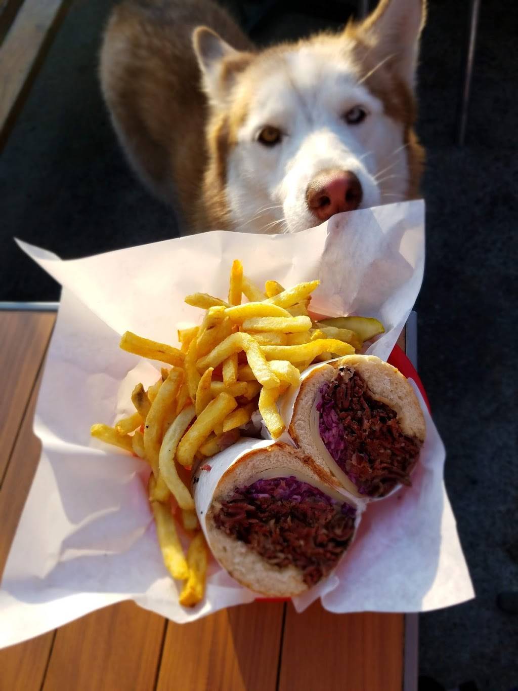 The Oinkster | restaurant | 2005 Colorado Blvd, Eagle Rock, CA 90041, USA | 3232556465 OR +1 323-255-6465