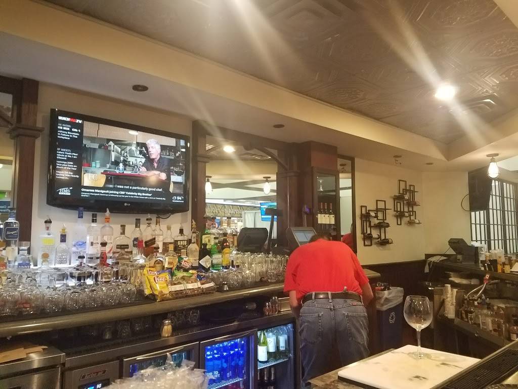 Torn Basil | restaurant | Terminal 2, Terminal 2, 100 Terminal Dr, Fort Lauderdale, FL 33315, USA | 9543598508 OR +1 954-359-8508