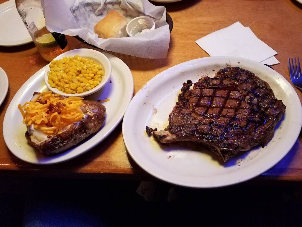 Texas Roadhouse | restaurant | 105 Wolf Rd Suite B, Albany, NY 12205, USA | 5184533444 OR +1 518-453-3444