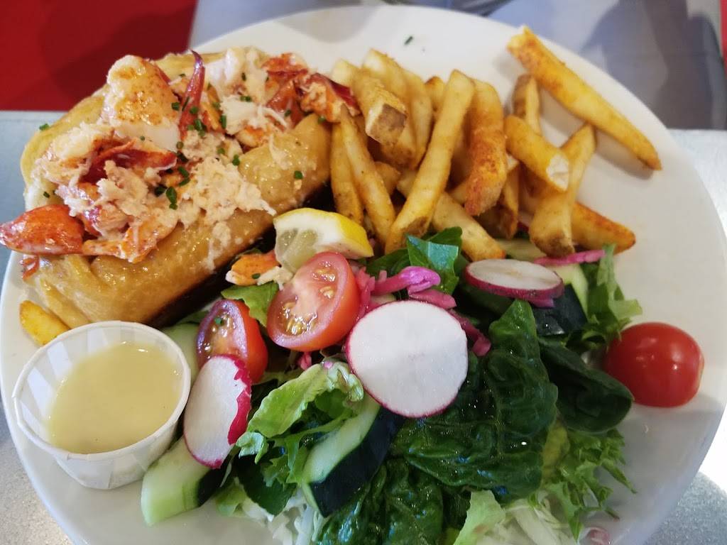 Slapfish | restaurant | 101 W Avenida Vista Hermosa, San Clemente, CA 92672, USA | 9495585090 OR +1 949-558-5090