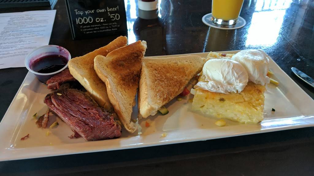 Chester Vs | restaurant | 2505 Oregon St, Oshkosh, WI 54902, USA | 9203851772 OR +1 920-385-1772